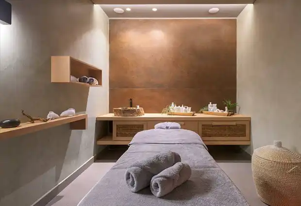 OASIS Spa body-to-body massage in Karkamb near Airport